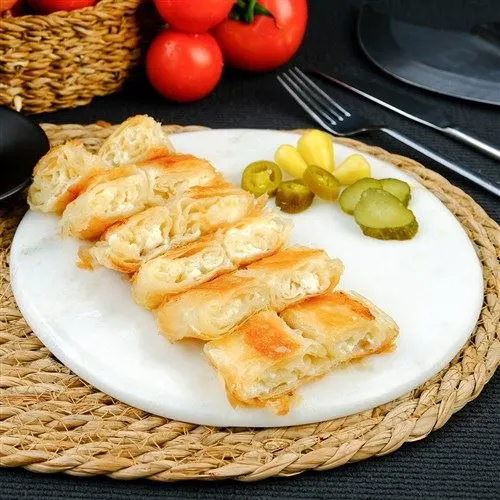 Peynirli Kol Böreği