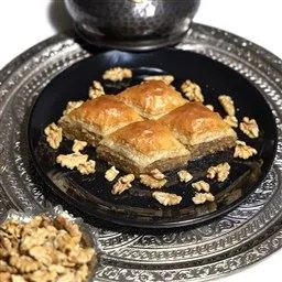 Baklava mit Walnuss (0,5 Kg)