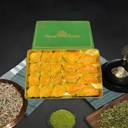 Sobiyet & Midye Baklava Box