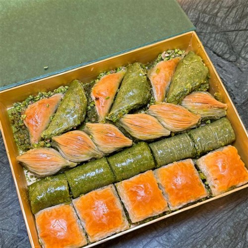 Yeni Yıl Kutusu Hediyelik Baklava