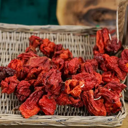 Kuru Biber Dolmalık Kırmızı Tatlı (50'lik Dizim)