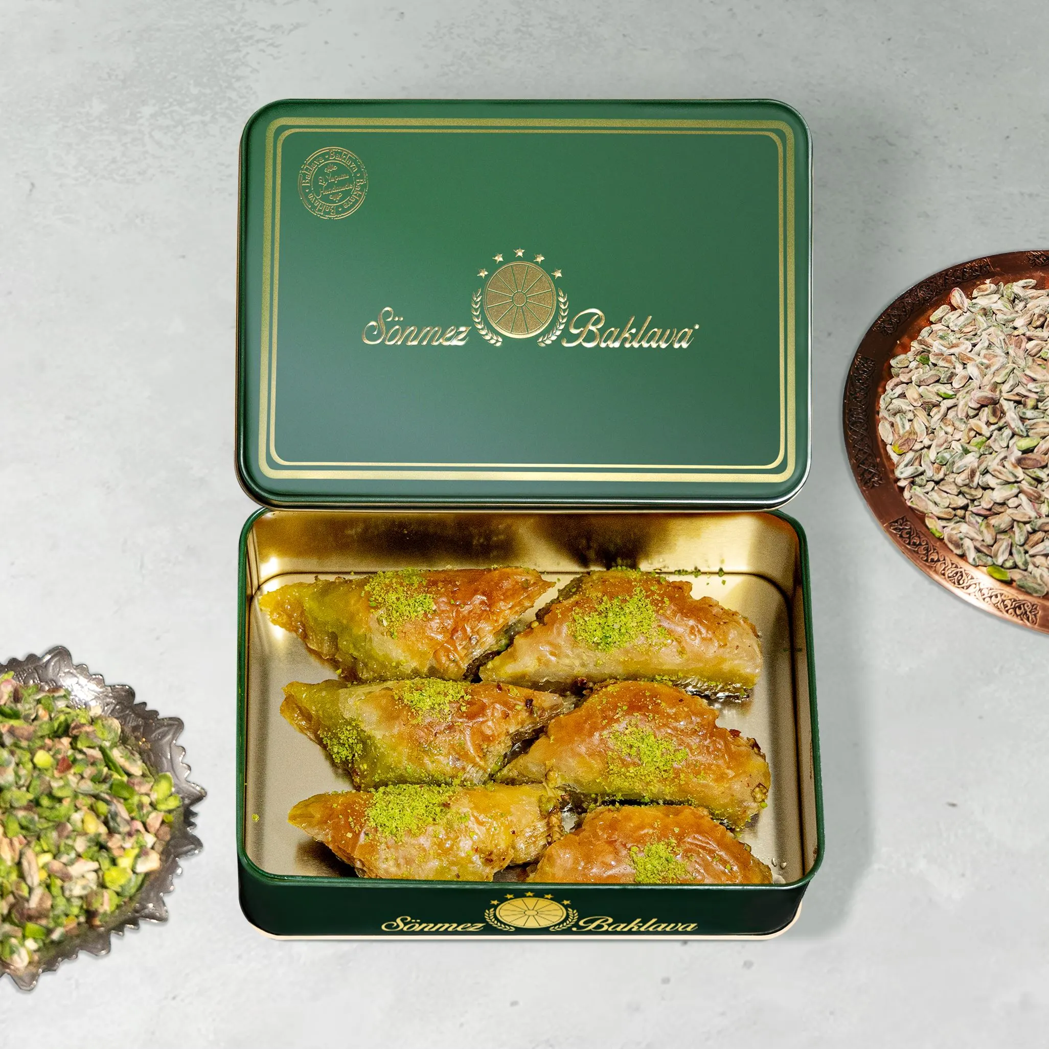 Sobiyet Baklava mit Pistazien (0,5 Kg)