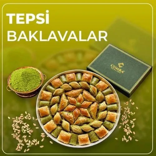 Tepsi Baklavalar: Cumba Baklava’nın Özel Sunumu  Cumba Baklava’nın özel tepsi baklavaları, Antep fıstığıyla hazırlanmış geleneksel baklava çeşitleri