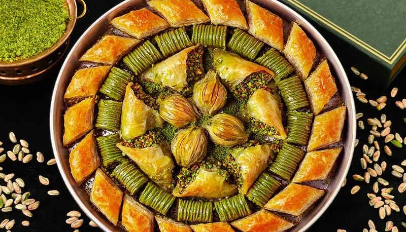 Tepsi Baklava Siparişi Vermeden Önce Bilmeniz Gerekenler  Gaziantep Ustalarından Tavsiyeler